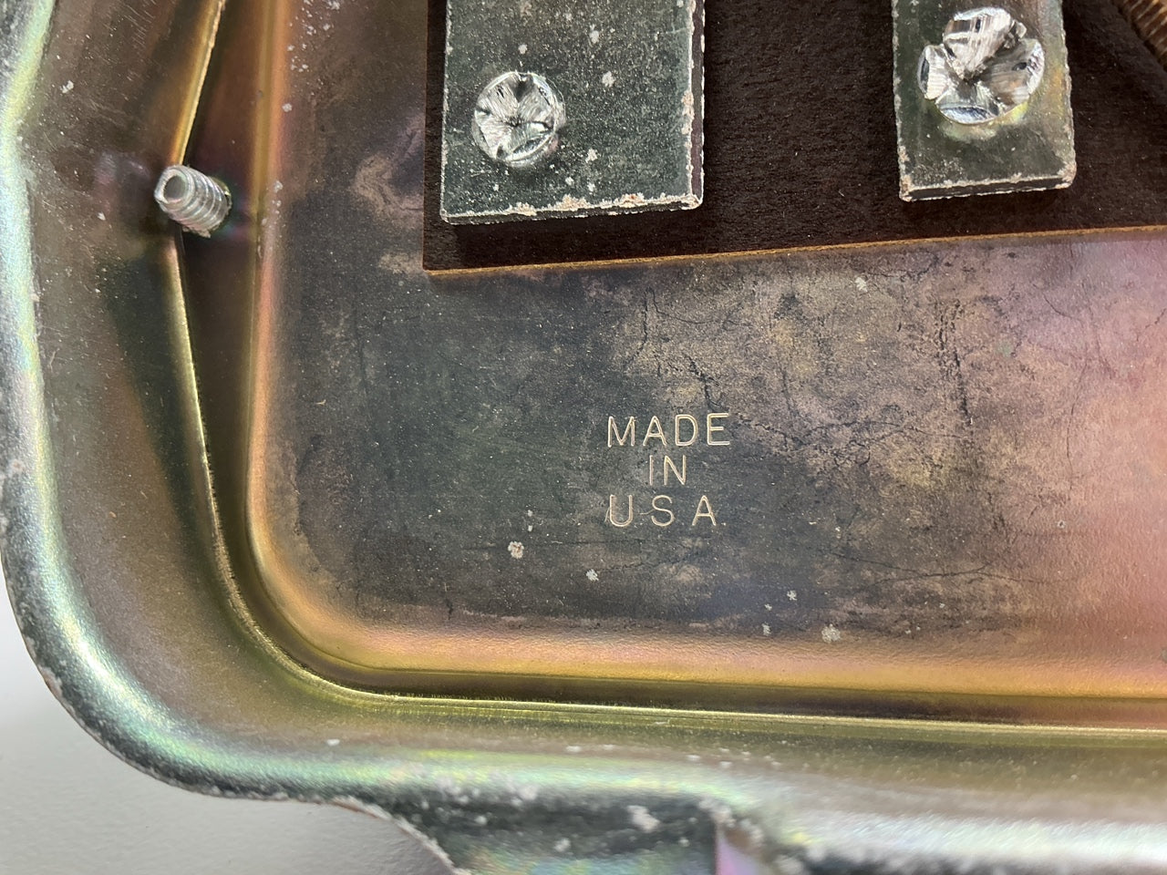 Carquest RAA1007 Voltage Regulator 6 Volts, 3 Terminal - MISSING 3 WASHERS