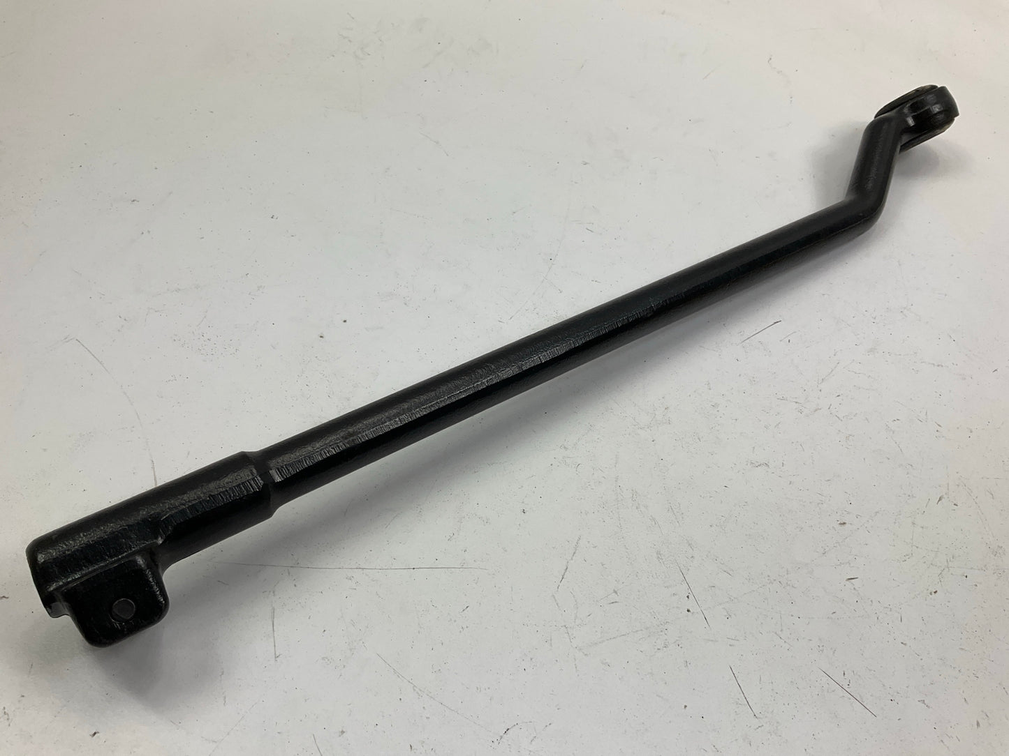 Carquest RES3686 Front Right Inner Tie Rod End For 1994-98 Saab 900, 1999-02 9-3