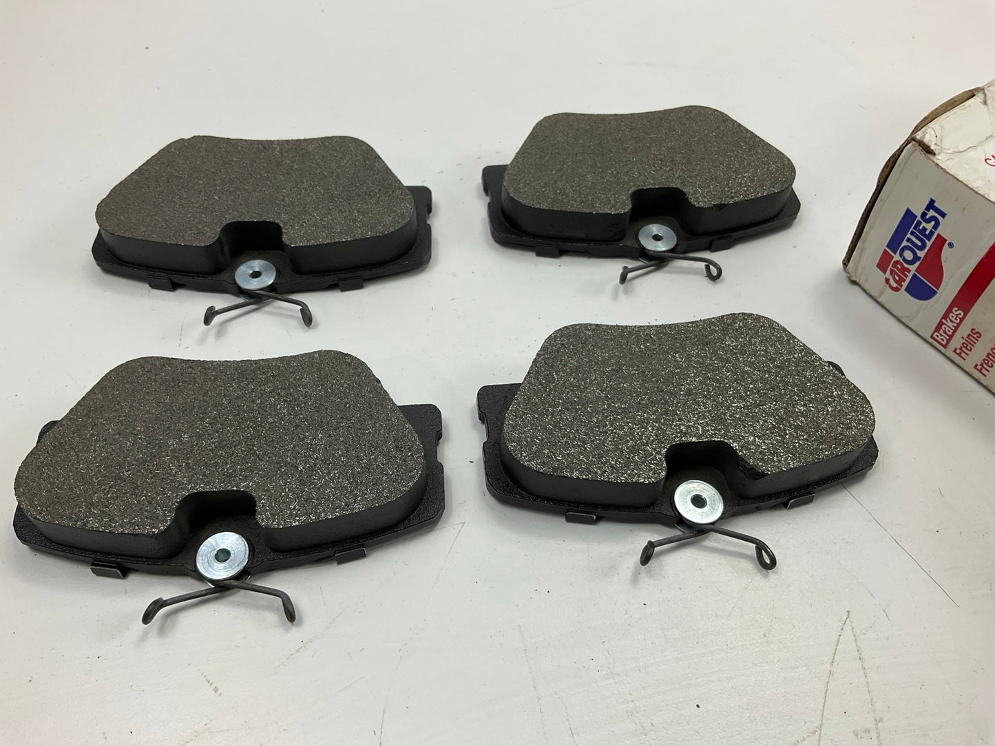 Carquest RMD423 Front Semi-Metallic Disc Brake Pads
