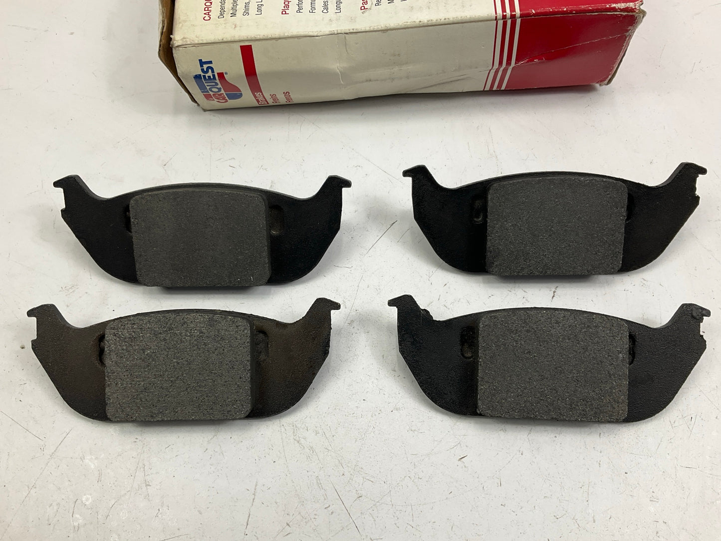 Carquest RMD952 Rear Semi-Metallic Disc Brake Pads For 2003-2005 Lincoln Aviator