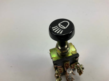 Carquest SAA3867 12 Volt, 5 Screw Terminal 3 Position, Fused 15 Amp Light Switch
