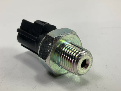 Carquest SBA1077 Engine Oil Pressure Sender Switch Sensor