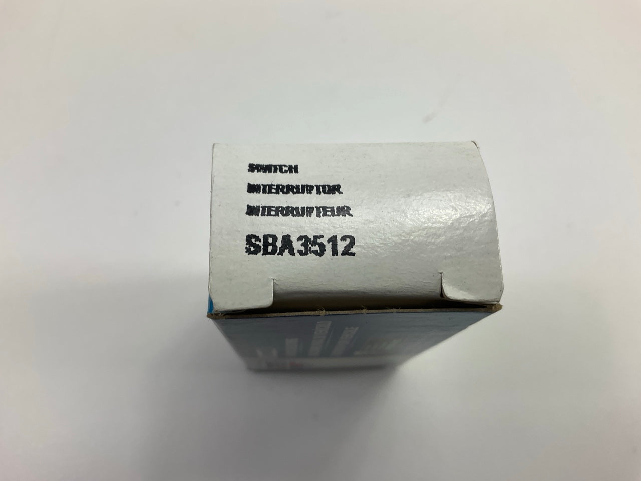 Carquest SBA3512 Blue Illuminated Toggle Switch, 10 Amp 12 Volt
