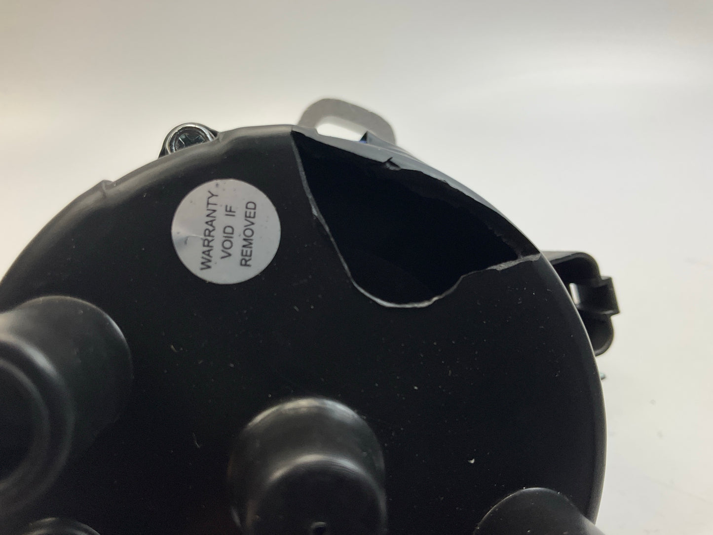 BROKEN CAP - Carquest T17404 Ignition Distributor
