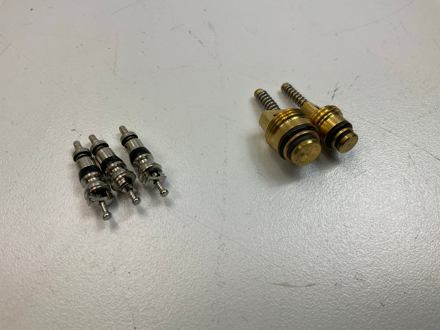 Carquest T26782 A/C System Valve Core And Cap Kit