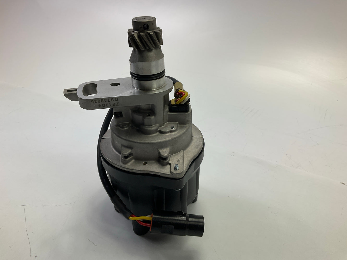 Carquest T48625 Ignition Distributor For 1987-1995 Chrysler 3.0L-V6