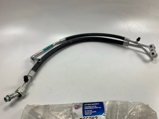Carquest T56252 A/C Refrigerant Discharge / Suction Hose Assembly