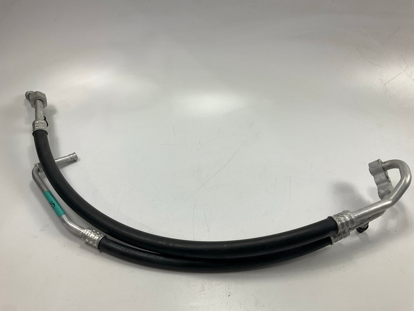 Carquest T56252 A/C Refrigerant Discharge / Suction Hose Assembly