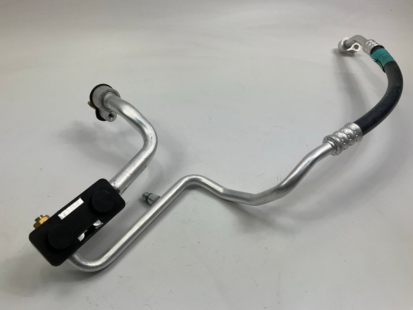 Carquest T56624 A/C Suction Line Hose Assembly
