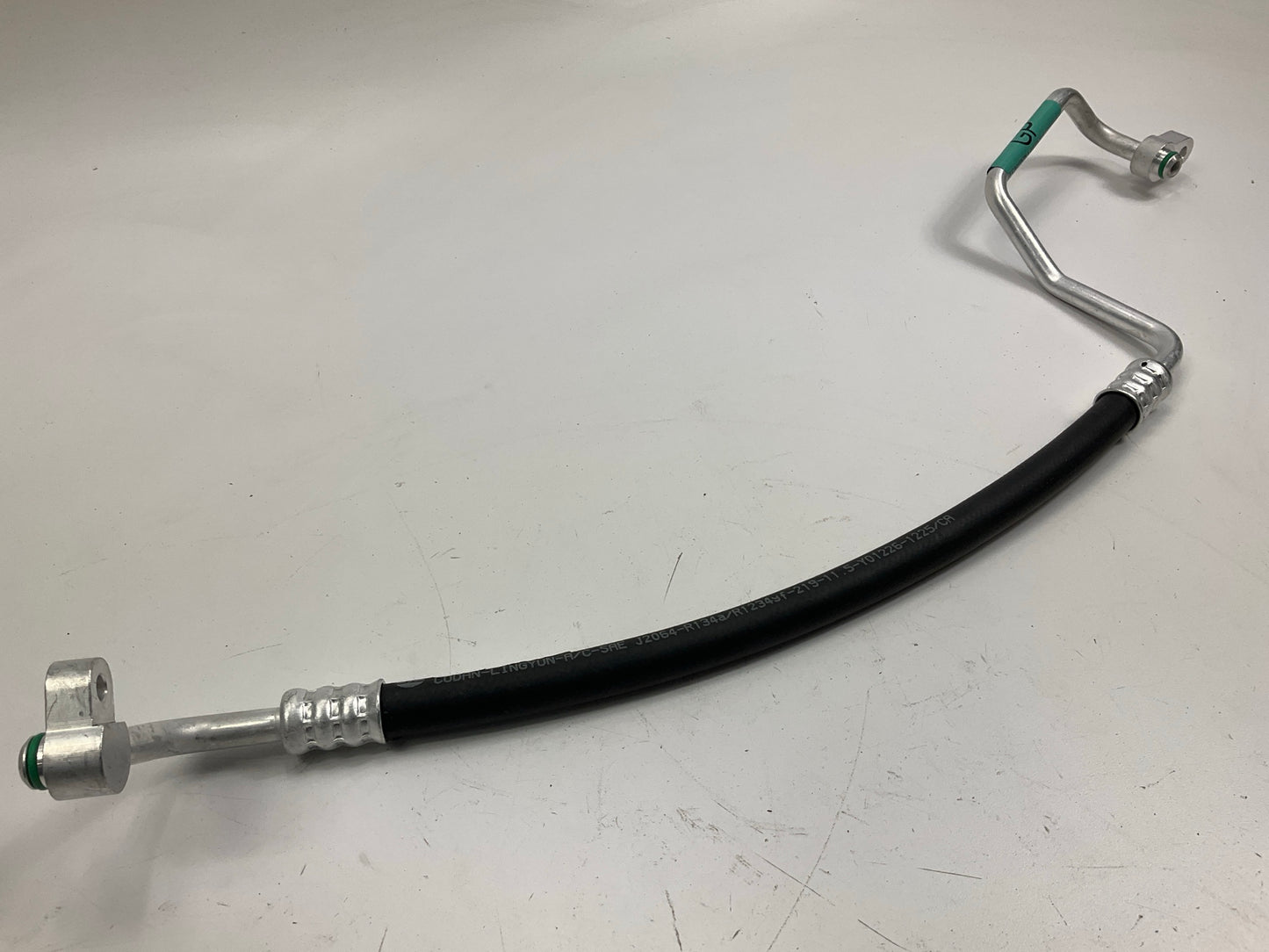 Carquest T56627 A/C Refrigerant Discharge Hose For 2003-07 Honda Accord 3.0L-V6