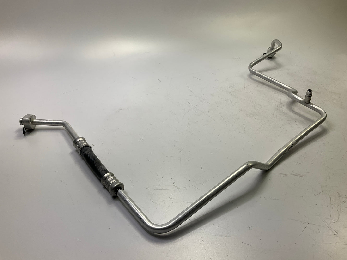 Carquest T56710 A/C Liquid Line Hose Assembly For 2002-2005 Jeep Liberty