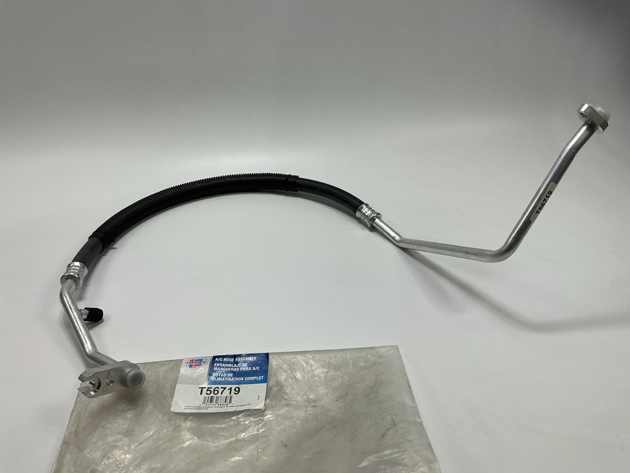 Carquest T56719 A/C Suction Line Hose  For 2002-2004 Jeep Grand Cherokee 4.0L