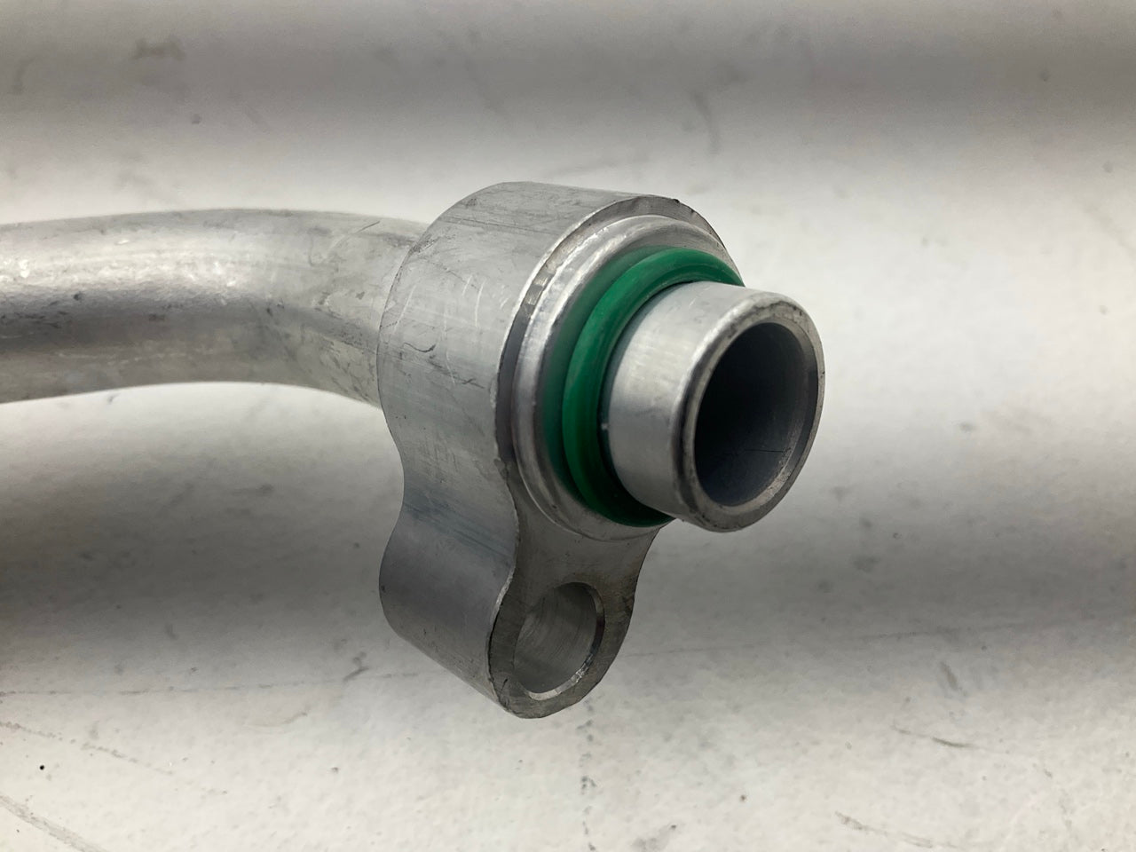 Carquest T56769 A/C Manifold Hose Refrigerant Discharge/Suction Hose Line