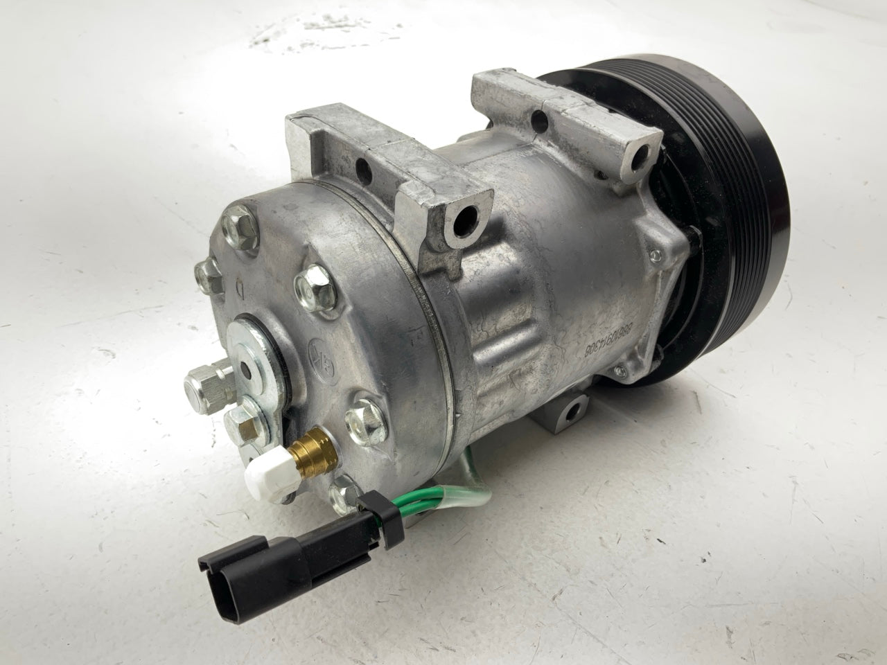 Carquest T58798 58798 A/C Compressor W/clutch For Caterpillar