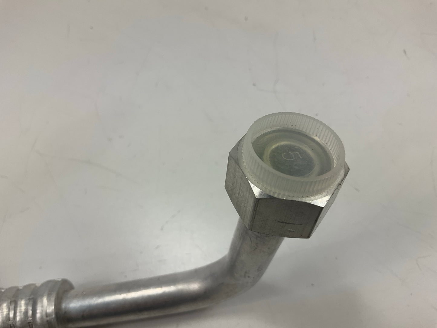 Carquest T83015 A/C Accumulator With Hose Assembly