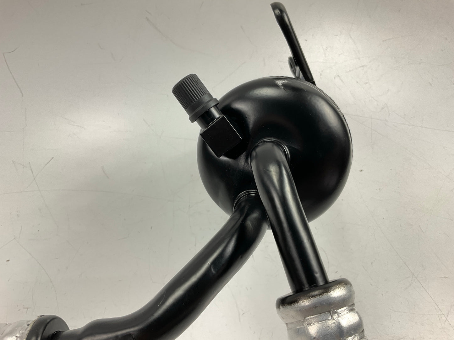 Carquest T83028 A/C Accumulator With Hose