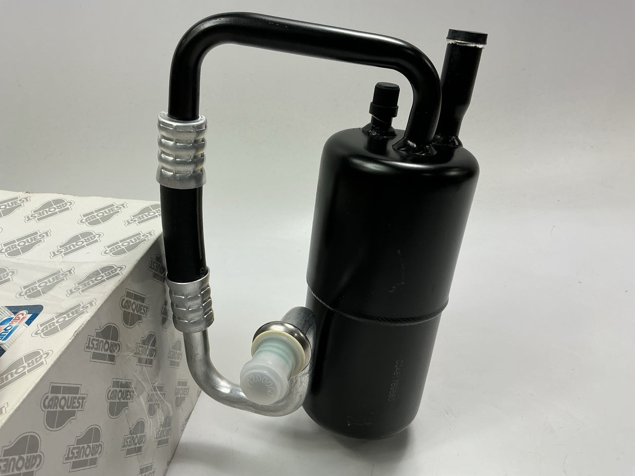 Carquest T83042 A/C Accumulator With Hose Assembly