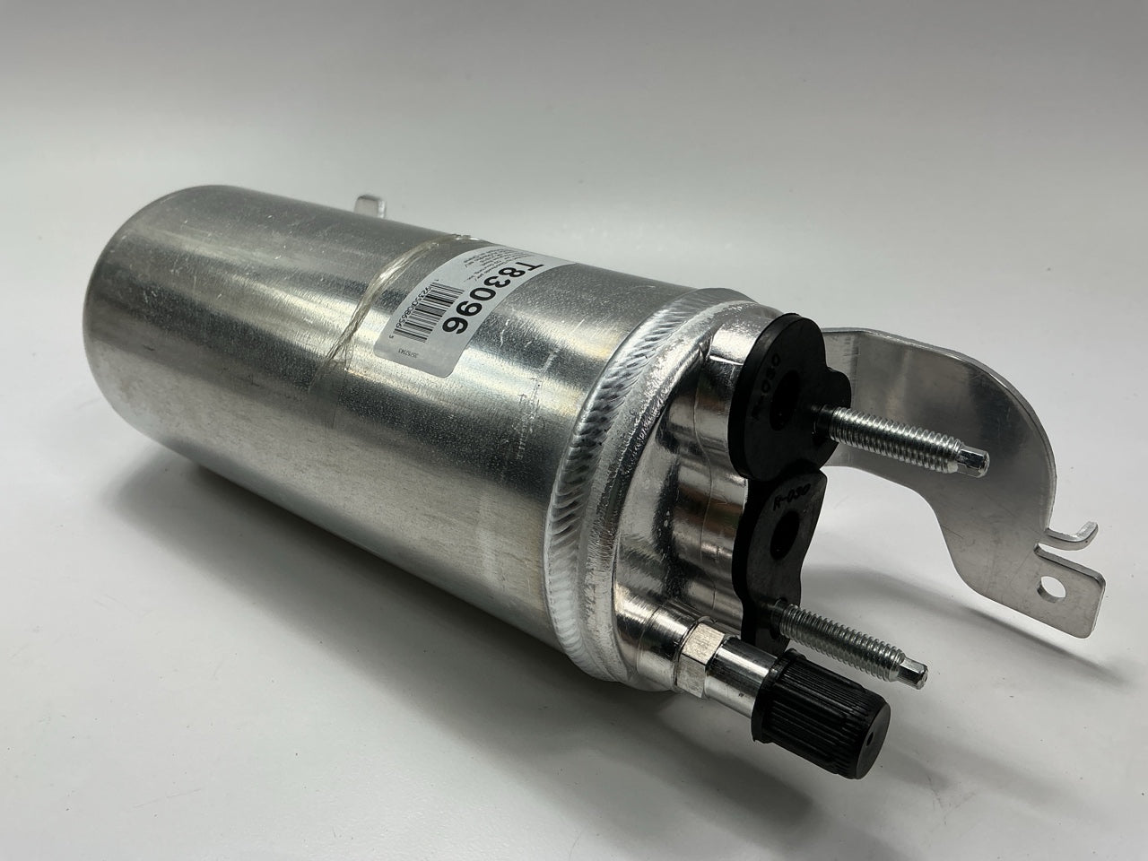 Carquest T83096 A/C Accumulator