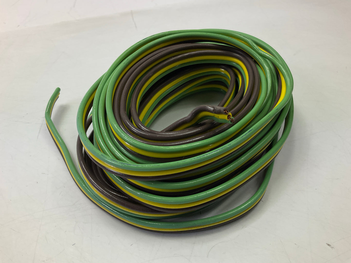 Carquest TA458 3-Wire Trailer Wiring Wire - 25 Feet , 16 Gauge , 3 Conductor