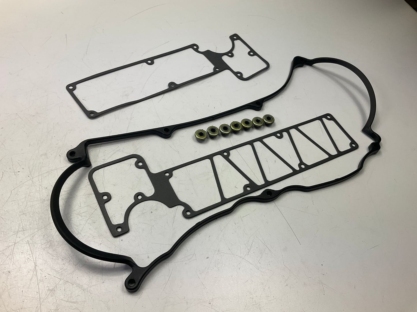 Carquest VS647 Valve Cover Gasket Set - 1983-1993 Mazda 2.0L 2.2L-L4