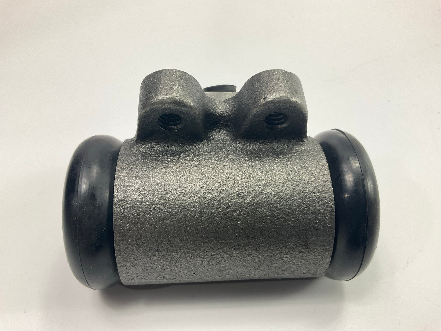 Carquest WCA10588 Rear Drum Brake Wheel Cylinder
