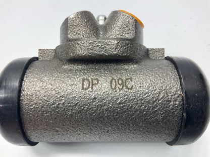 Carquest WCA13388 Rear Right Drum Brake Wheel Cylinder