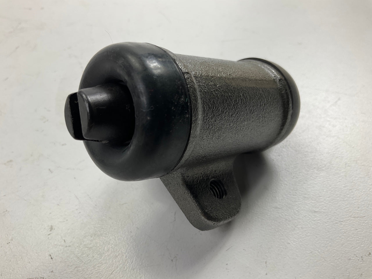 Carquest WCA37349 Rear Drum Brake Wheel Cylinder