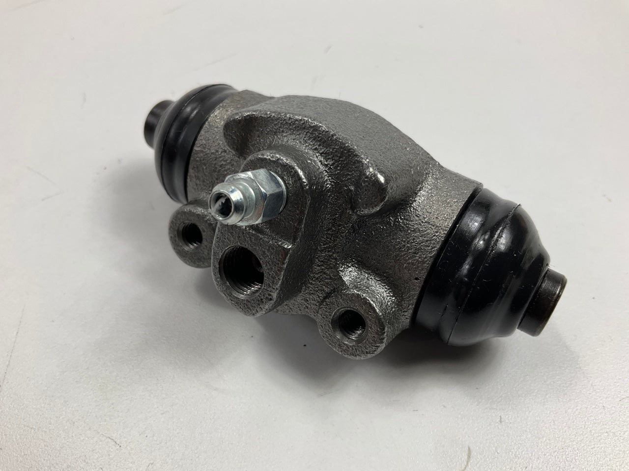 Carquest WCA37864 Rear Drum Brake Wheel Cylinder