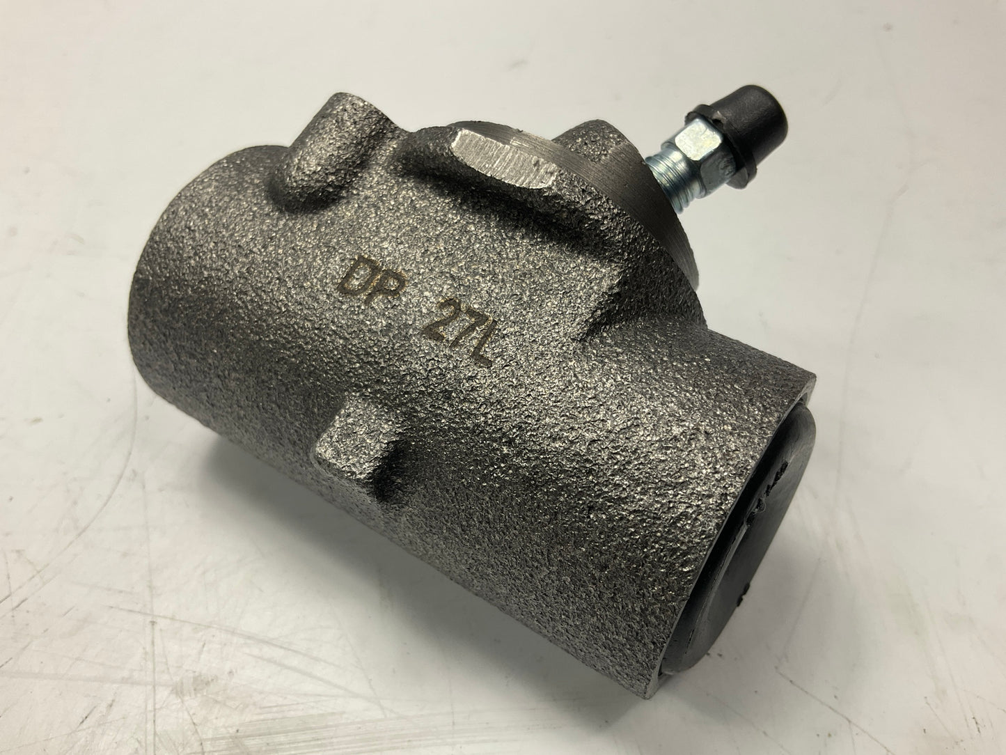 Carquest WCA71211 Front Right Drum Brake Wheel Cylinder