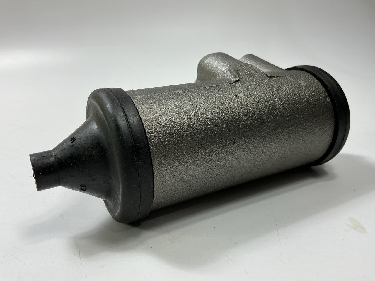 Carquest WCA78745 Rear Drum Brake Wheel Cylinder