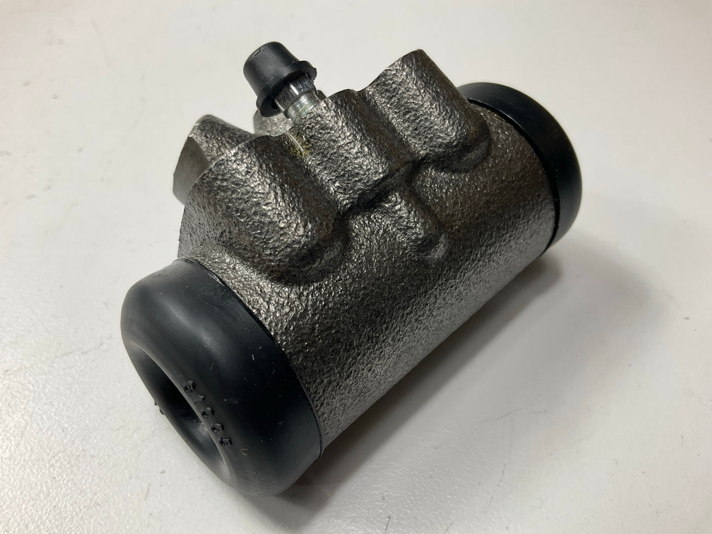 Carquest WCA9004 Front Left Drum Brake Wheel Cylinder