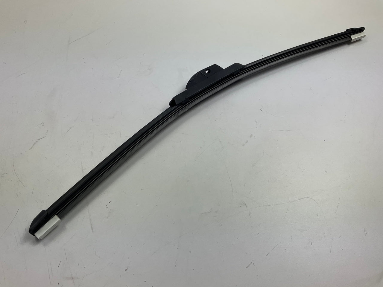 Carquest XC21 XtraClear Conventional Windshield Wiper Blade, 21''