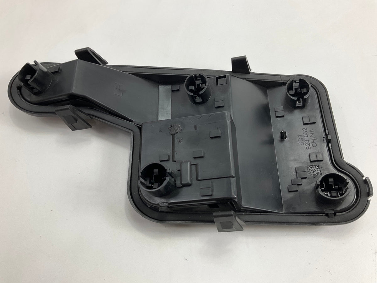 Carquest ZAN1012 Left Tail Light Socket Circuit Board 1999-2005 Pontiac Grand Am