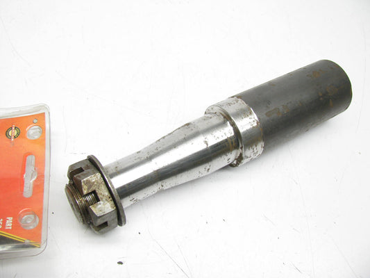 Carry-on Trailer 350 Trailer Spindle Kit, 1-3/8'' Diameter, 2990lb Capacity