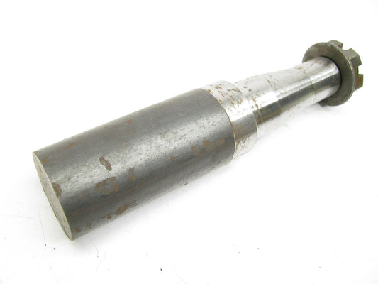 Carry-on Trailer 350 Trailer Spindle Kit, 1-3/8'' Diameter, 2990lb Capacity