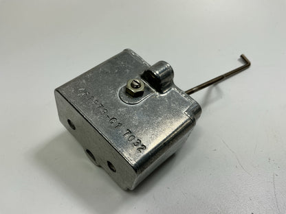 Carter 170-1302 Carburetor Choke Thermostat - International Scout 345 461373-C1