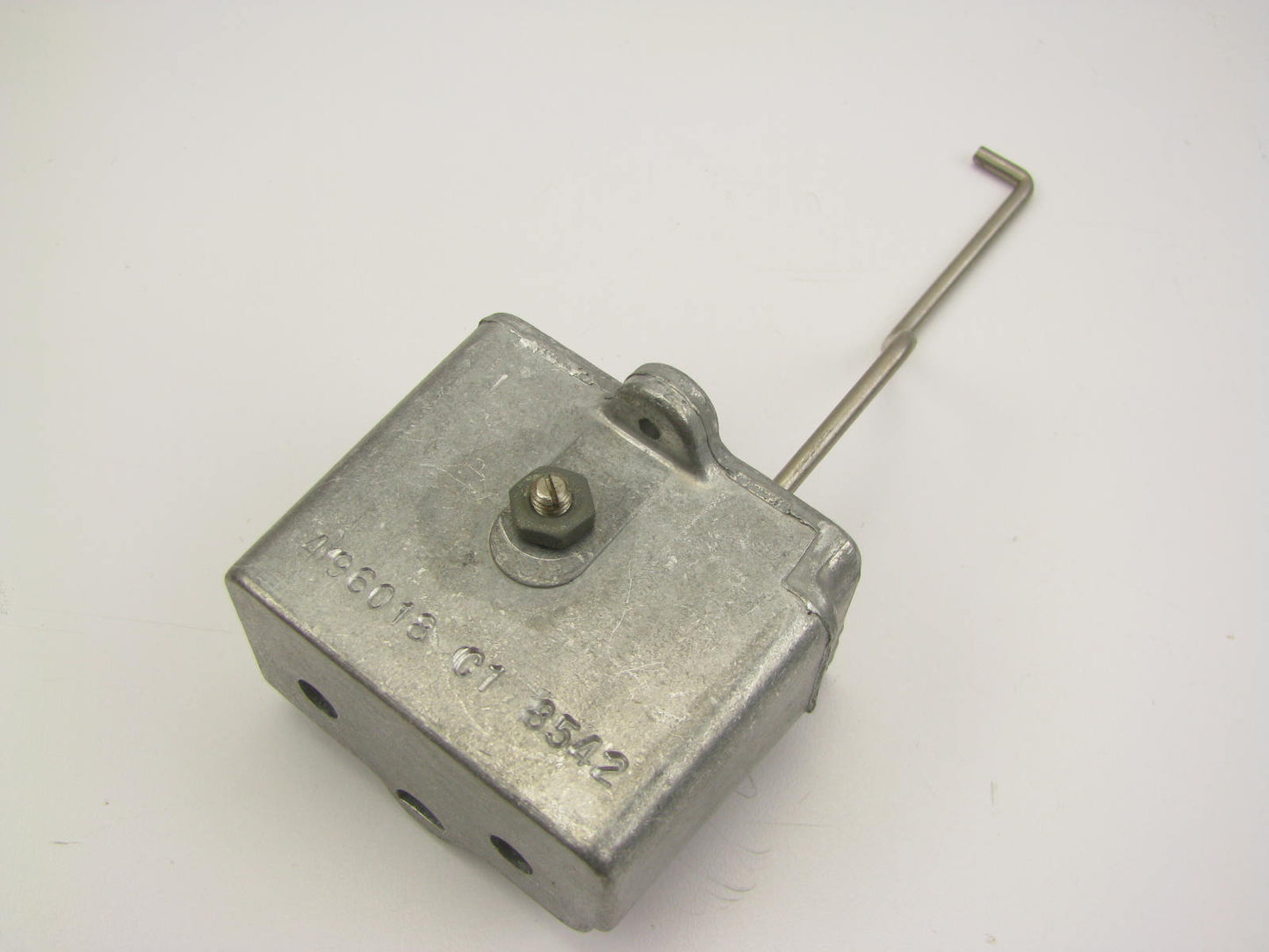 INTERNATIONAL IHC 304 345 V8 Truck Carburetor Choke Thermostat For HOLLEY 2-BBL