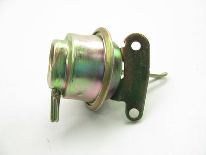 Carter 202-850 Carburetor Primary Choke Pull-Off 1975-1976  Rochester 1-BBL Carb