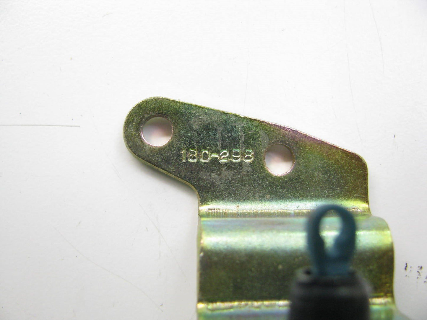 Carter 202-8527 Carburetor Choke Pull-Off - 1983 Ford 2.3L W/ Carter 1-BBL