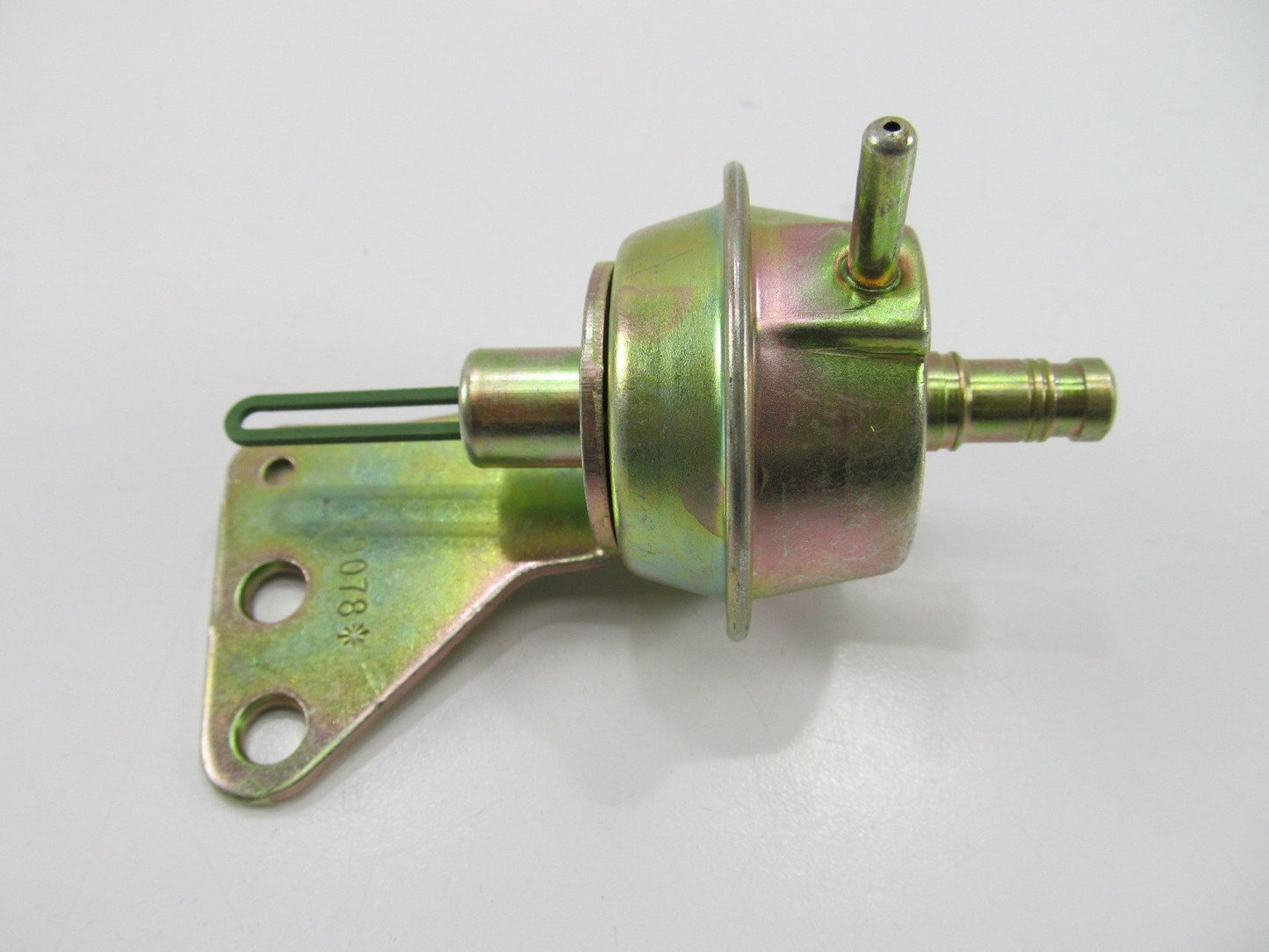 Carter 202-977 Carburetor Choke Pull-Off 1981-1983 Buick Oldsmobile E4MC M4MC