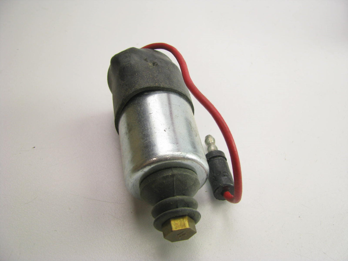 NOS 1968-1971 Ford Truck 240 300 I6 W/ Carter 1BBL Carburetor Idle Stop Solenoid