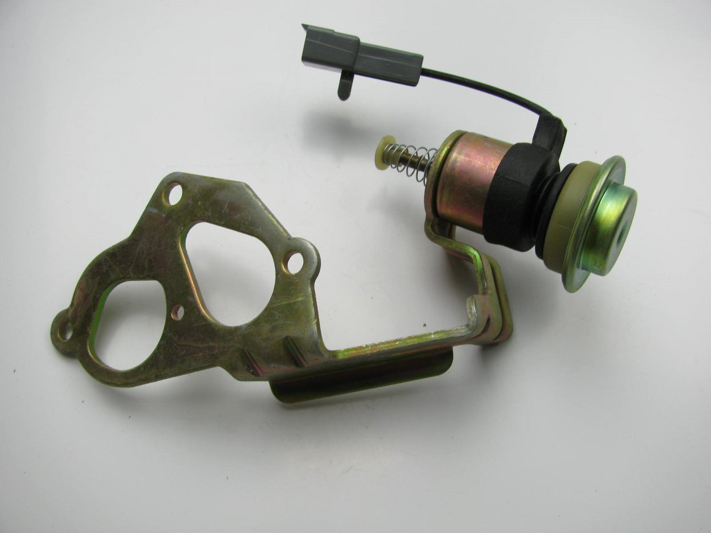 1985-1986 Ford 370 429 6.1L 7.0 Carburetor Idle Stop Solenoid For Holley 4-BBL