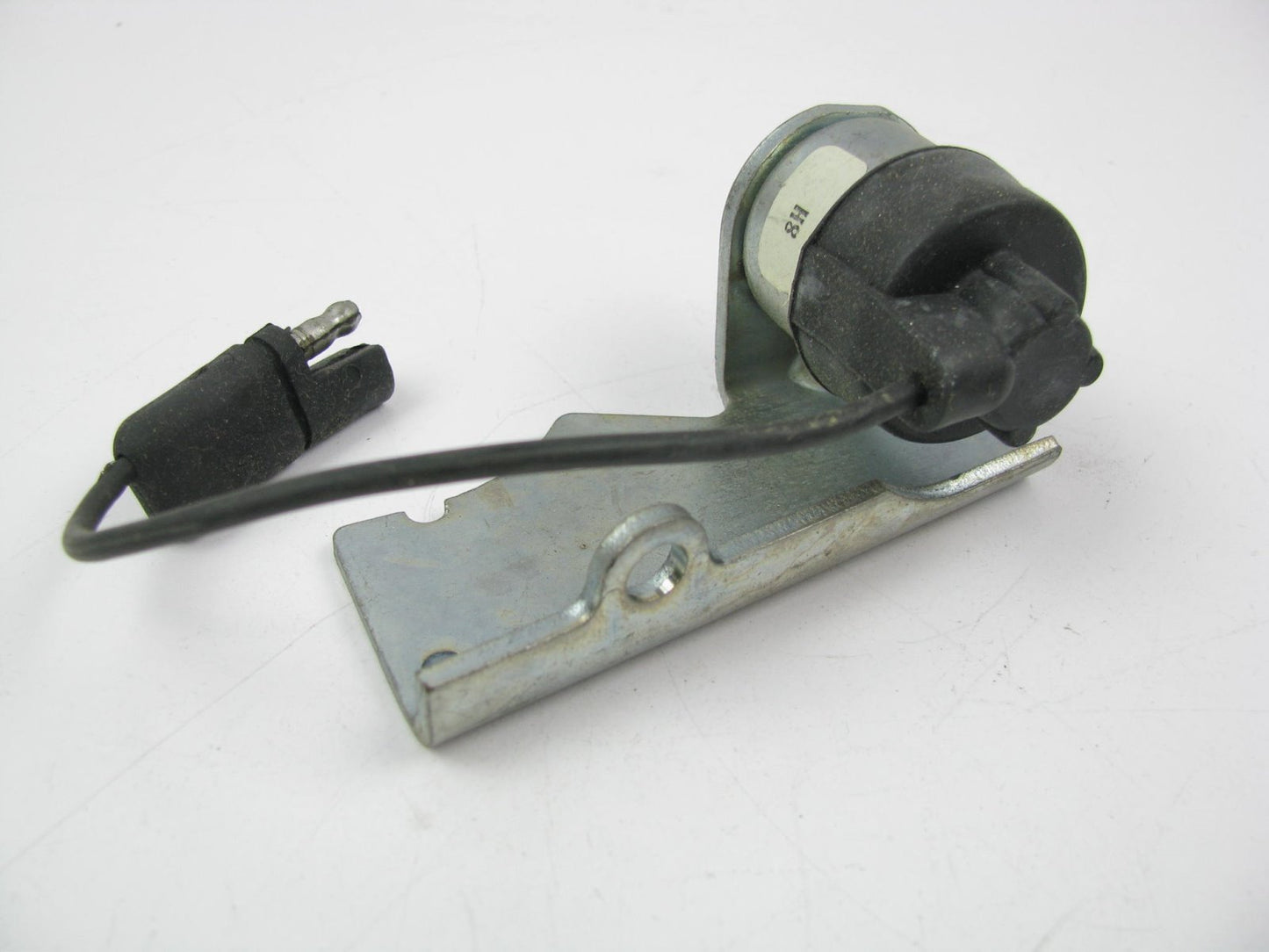 NOS 1977 Ford 300 4.9L Carter 1-BBL Carburetor Idle Stop Solenoid CALIF MANUAL T