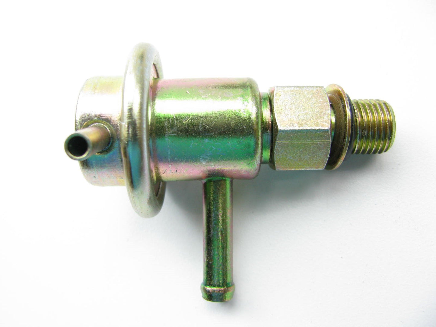 Carter 404-074 Stock Fuel Pressure Regulator - 1985-1987 Mitsubishi Galant 2.4L