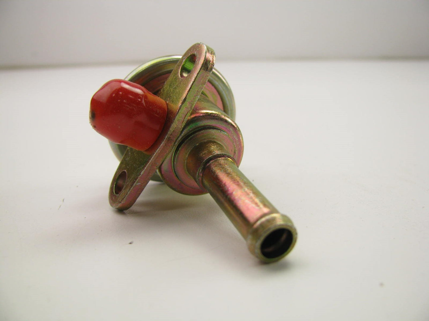 New Fuel Injection Fuel Pressure Regulator - 1985-1987 Corolla 1.6L DOHC 4AGEC