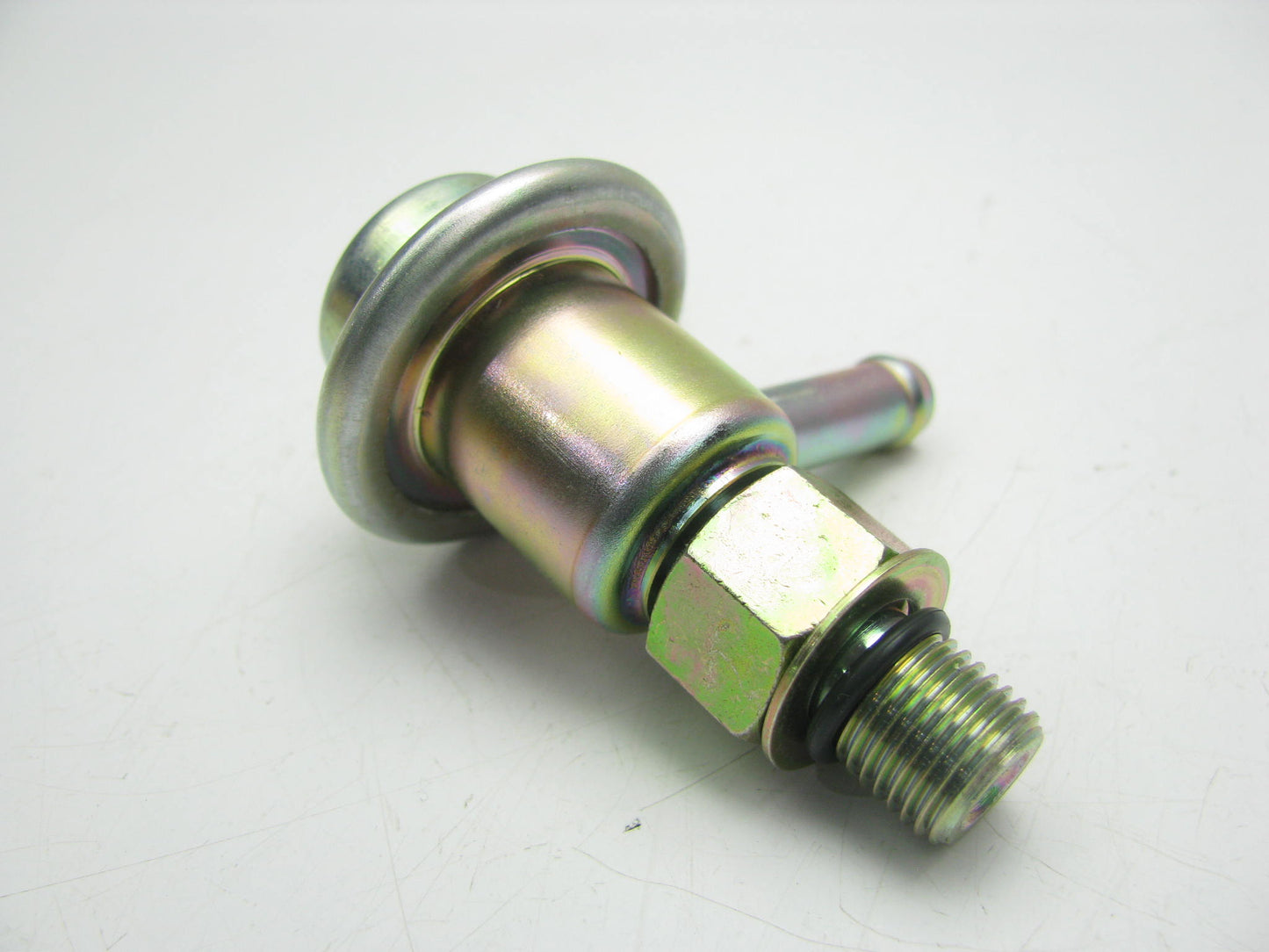 Made In Japan - Carter 404-106 Fuel Pressure Regulator N253-13-280; N318-13-280;