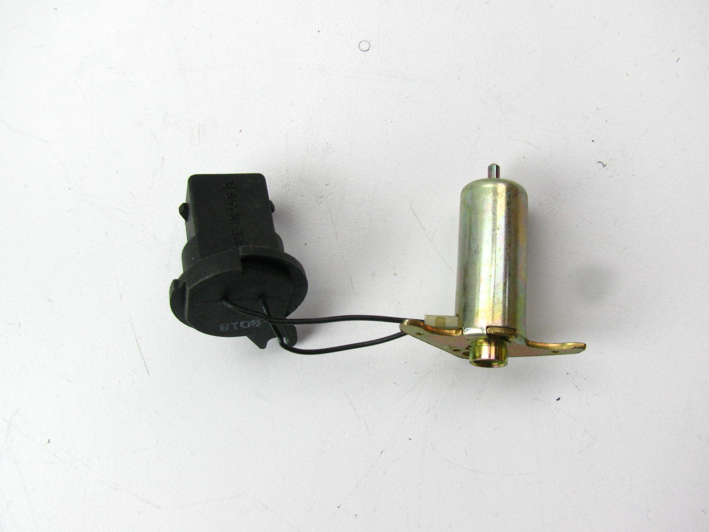 1980 Buick Chevy Olds 231 3.8L V6 Carburetor Mixture Control Solenoid 17063279