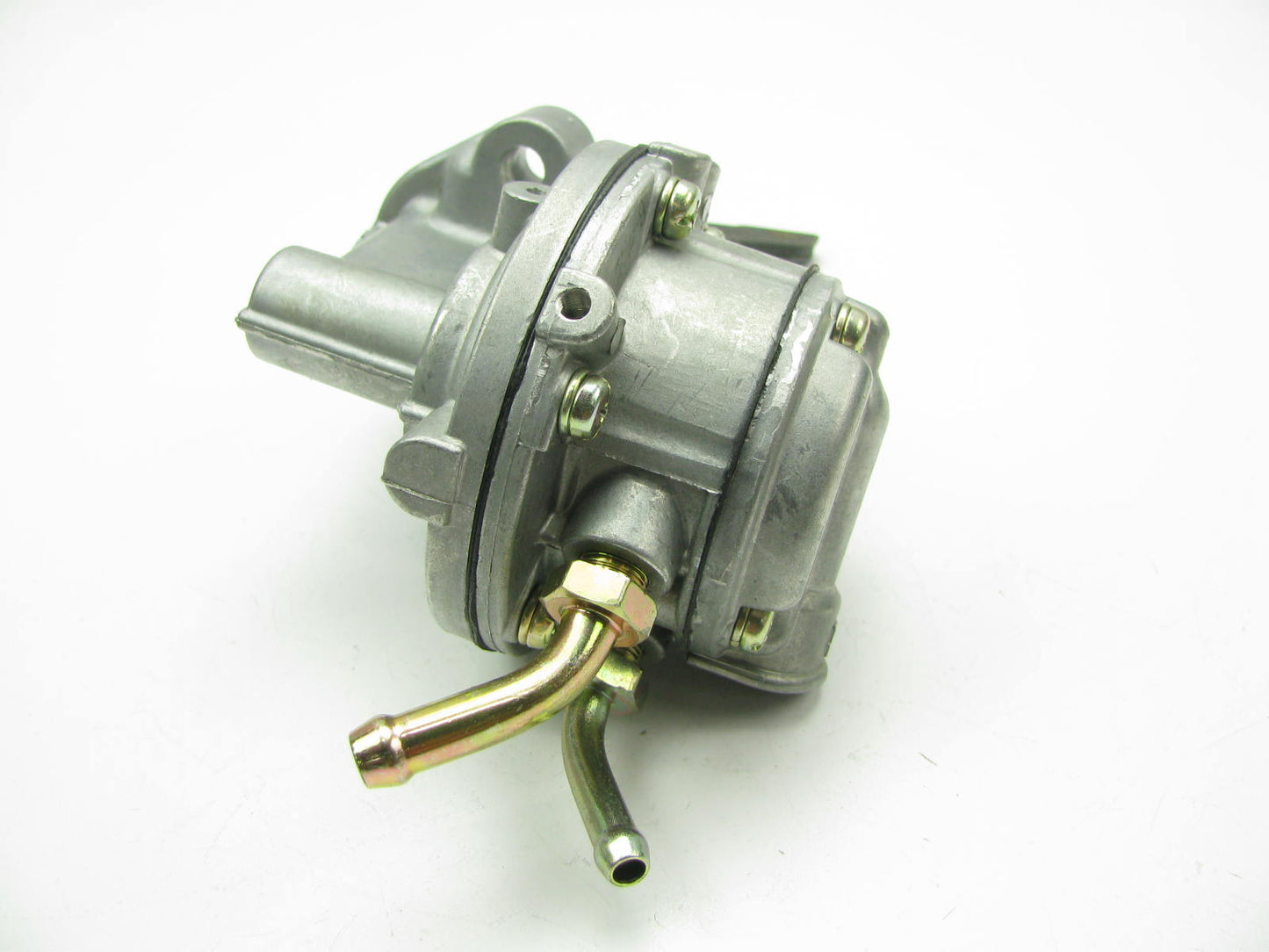 Carter M60119 Mechanical Fuel Pump For 1975-1976 Dodge 1.6L-L4