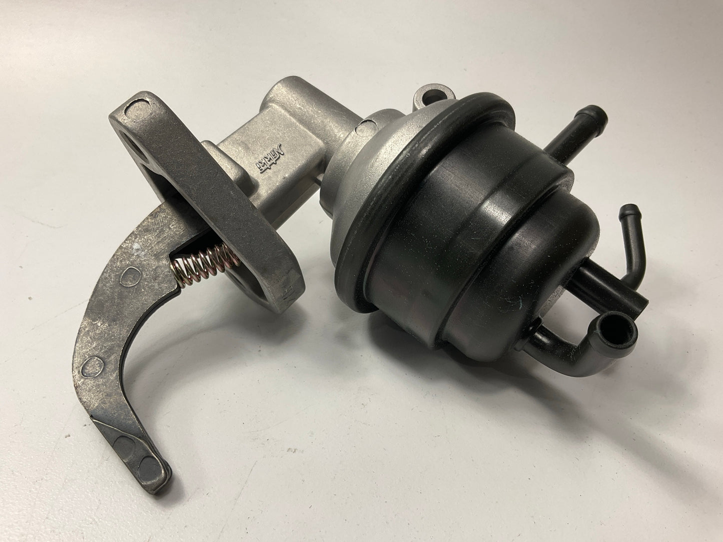 Carter M70318 Mechanical Fuel Pump For 1985-1986 Chevy Spectrum, 85-89 I-Mark