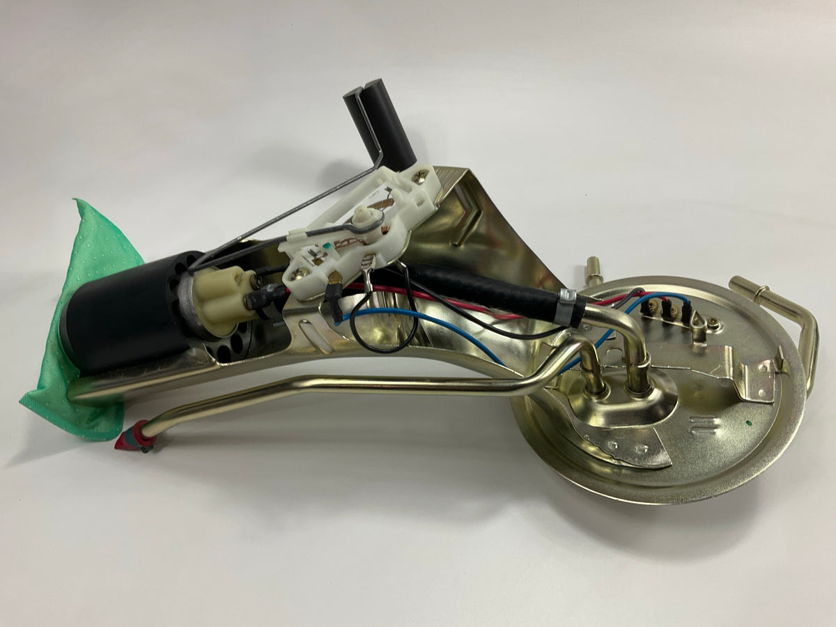 Carter P74668H Fuel Pump - 1992-1994 Ford Crown Victoria, 91-94 Lincoln Town Car
